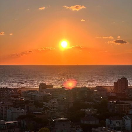 Panoramico Appartamento Vista Mare Rimini Exteriér fotografie